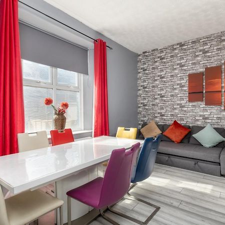 Newcastle City Centre Super Spacious Town House Free Parking And Wi-Fi エクステリア 写真