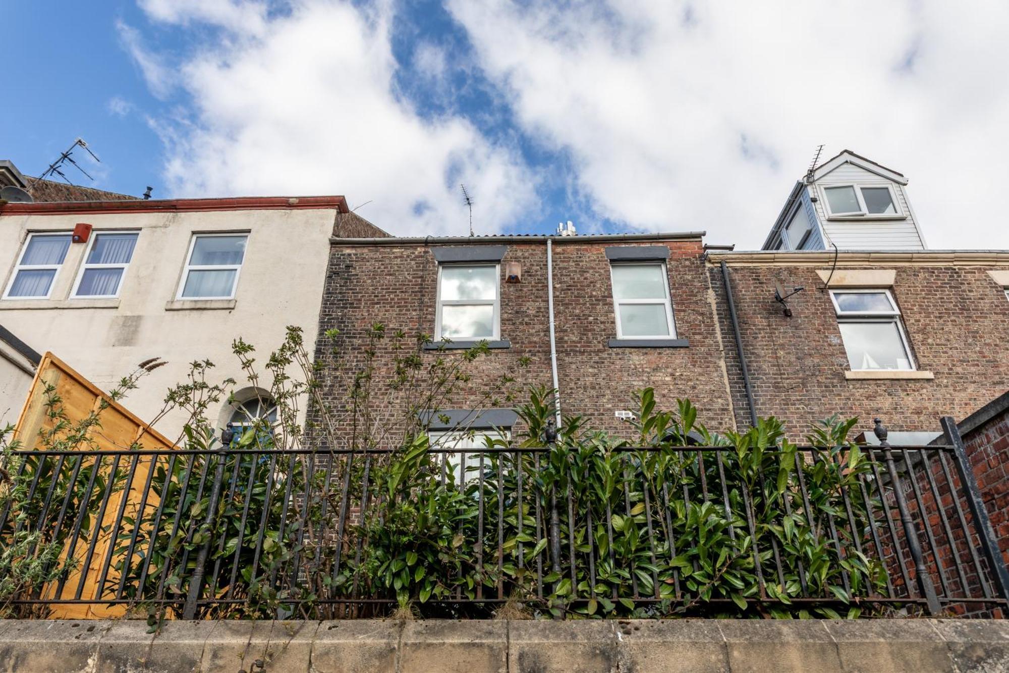 Newcastle City Centre Super Spacious Town House Free Parking And Wi-Fi エクステリア 写真