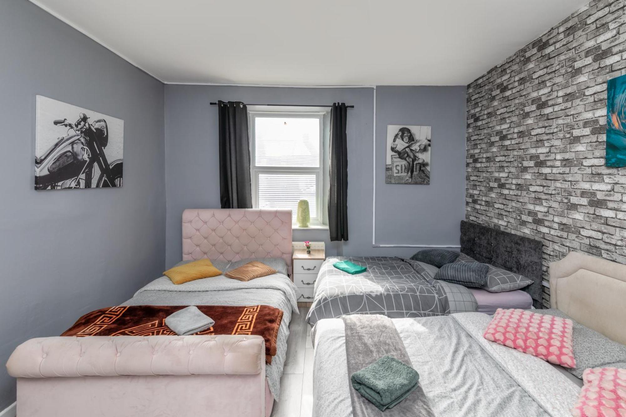 Newcastle City Centre Super Spacious Town House Free Parking And Wi-Fi エクステリア 写真