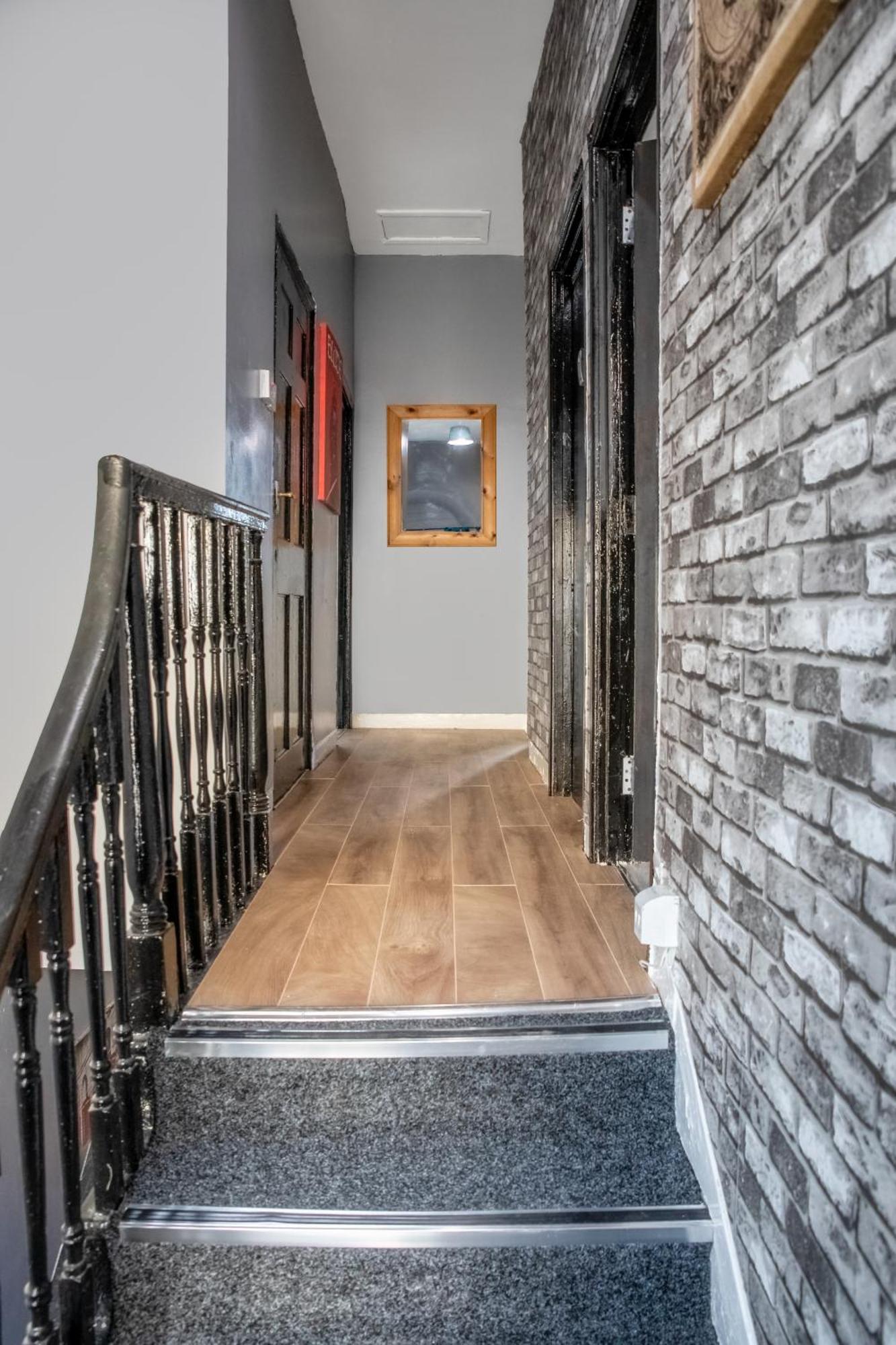 Newcastle City Centre Super Spacious Town House Free Parking And Wi-Fi エクステリア 写真