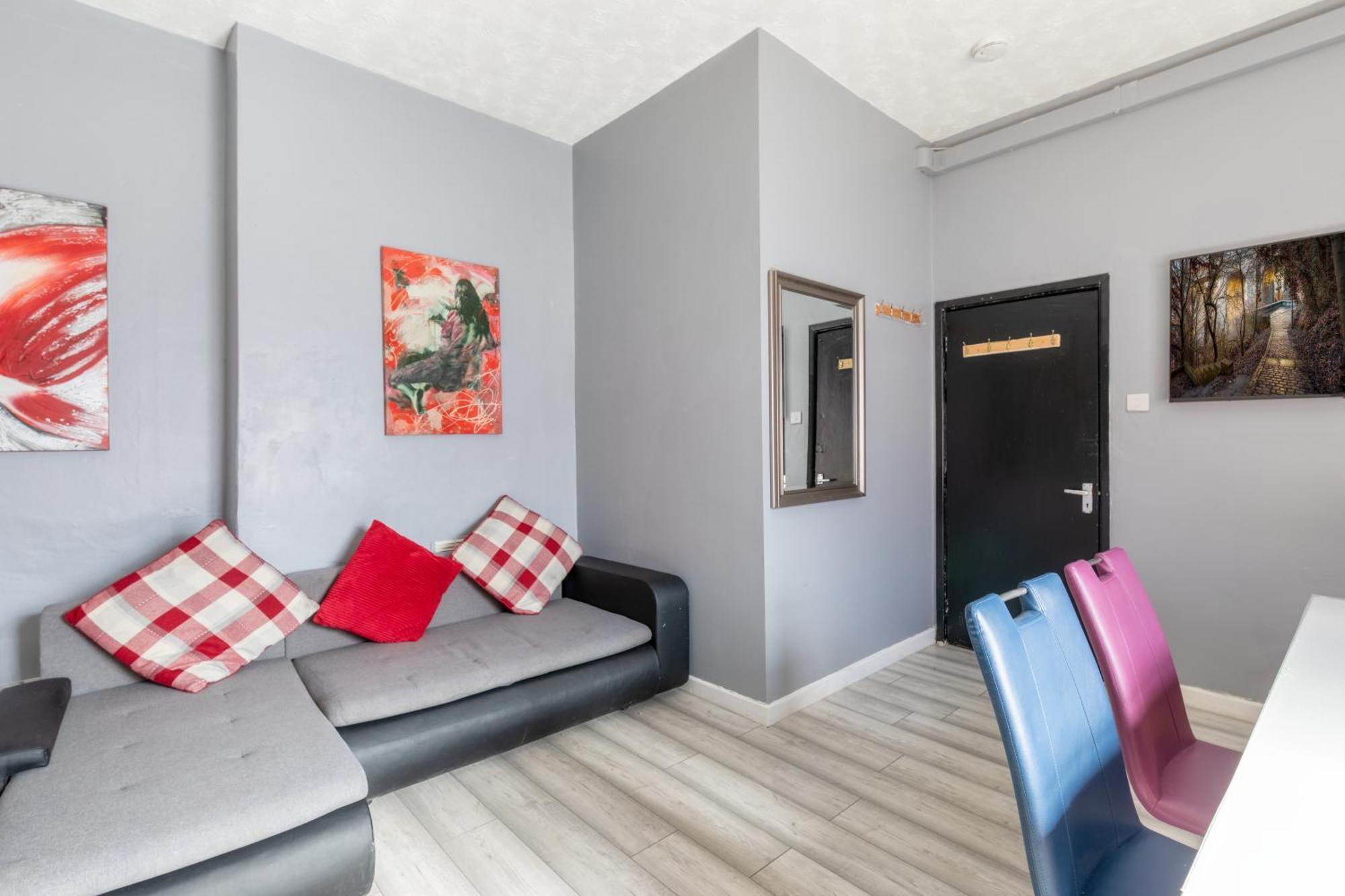Newcastle City Centre Super Spacious Town House Free Parking And Wi-Fi エクステリア 写真